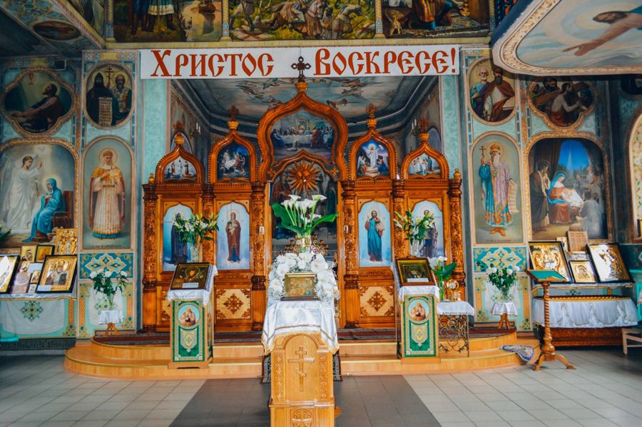 Иконостас на Пасху